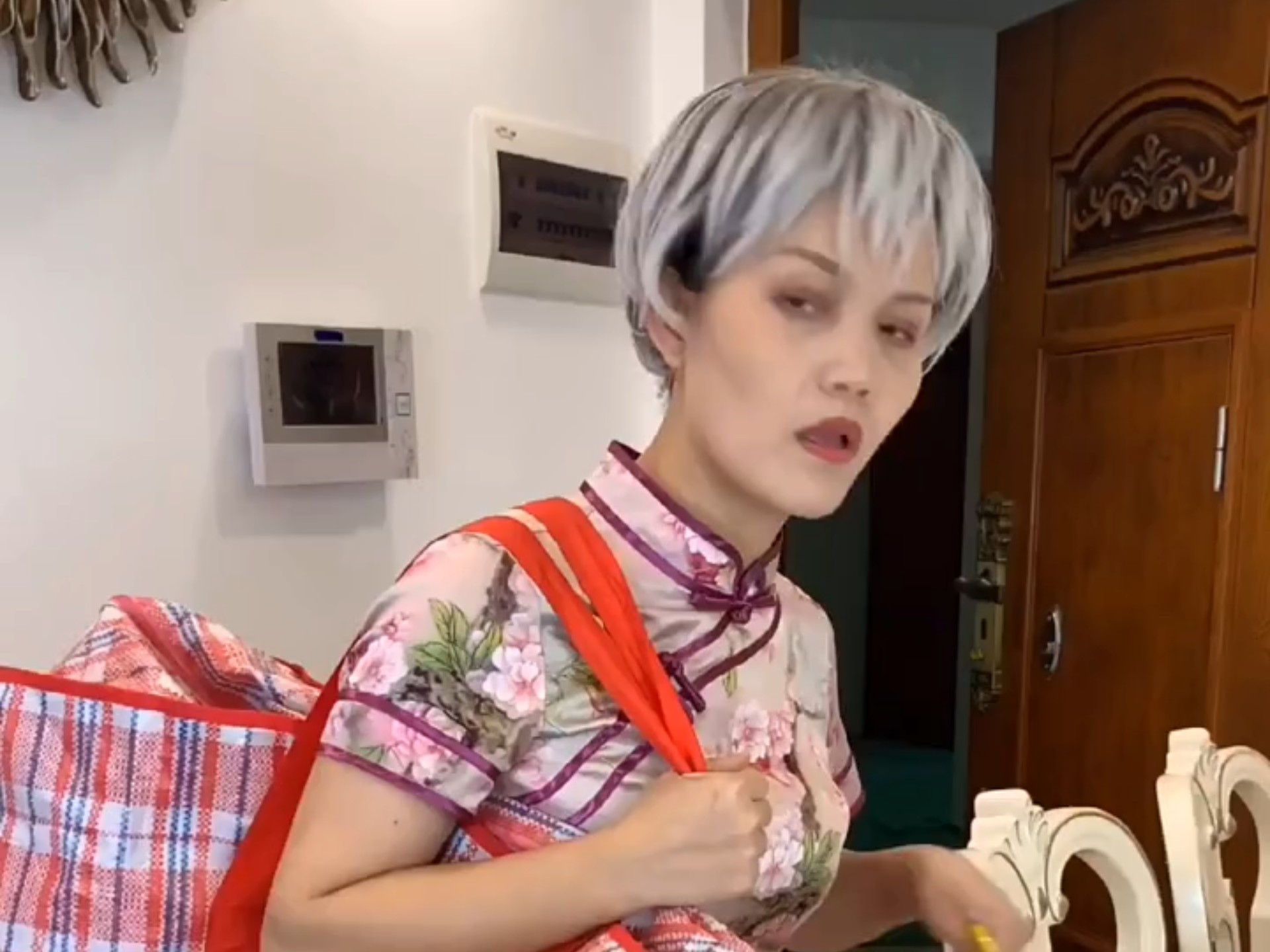 这次终于整了老妈一回…#...