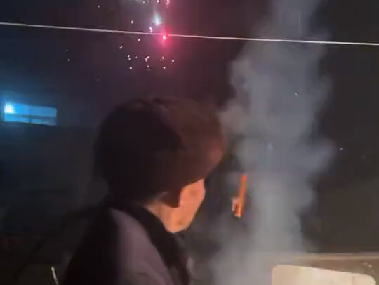 搞笑视频或者肌肤人或许是...