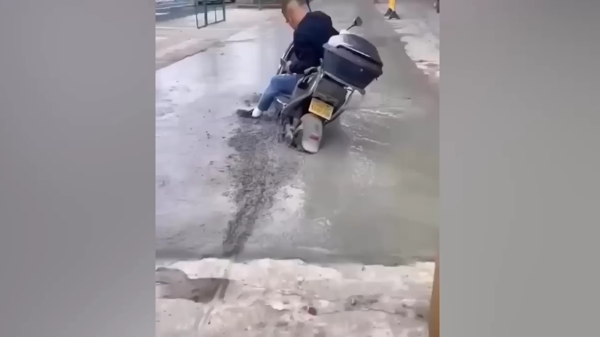 救命！怎么会有这么搞笑的...